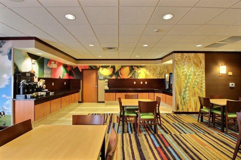 Fairfield Inn & Suites By Marriott Milwaukee Airport Oak Creek Exterior foto